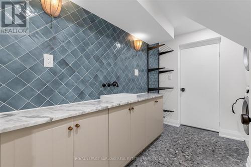 2241 Joyce Street, Burlington, ON 