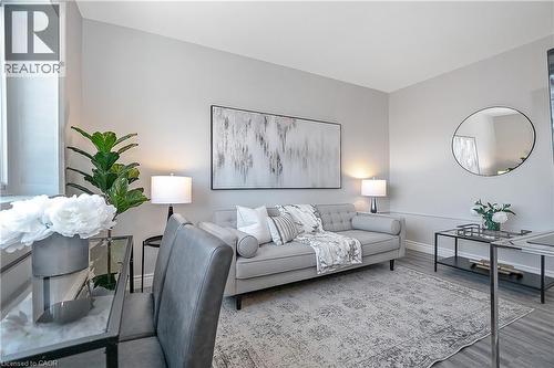 385 MELVIN Avenue Unit# 207 , Hamilton, Ontario L8H 2K6 2