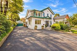 4291 SIMCOE STREET Niagara Falls (Downtown), ON L2E 1T5