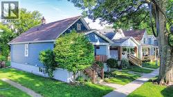 114 COLLEGE N AVENUE North Sarnia, ON N7T 6A9