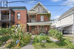 32 MELROSE AVENUE Ottawa, ON K1Y 1T9
