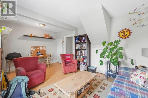 32 Melrose Avenue, Ottawa, ON 