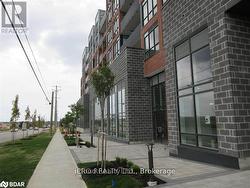 103 - 681 YONGE STREET Barrie, ON L9J 0K1