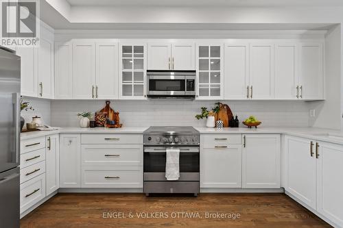 114 Jemruss Private, Ottawa, ON 