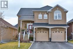 7 DUDLEY COURT Clarington, ON L1E 3K3
