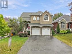 7 DUDLEY COURT Clarington, ON L1E 3K3