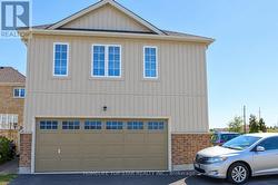 COUCH HOUSE - 29 WOODWAY LANE Markham, ON L6B 0N4