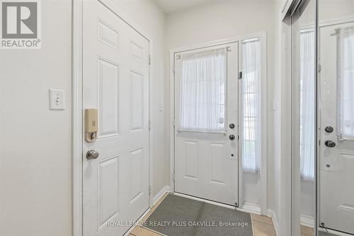 4080 Donnic Drive, Burlington, ON 