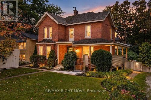 144 JARVIS STREET  Orillia, ON L3V 2A6
