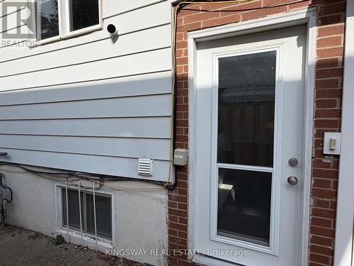 LOWER LEVEL - 323 MONTEGO RD. ROAD , Mississauga, Ontario L5B 1C6 2