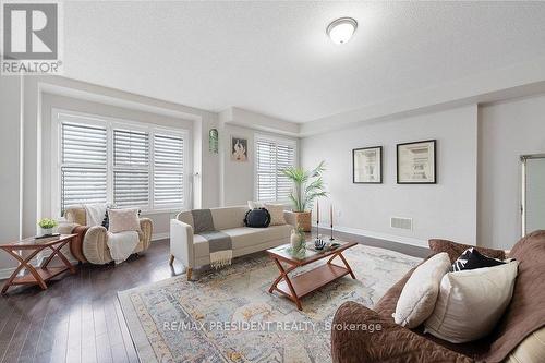 35 FRESNEL ROAD , Brampton, Ontario L7A 4Z2 3