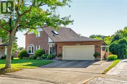 6056 SAINT ANTHONY Crescent Niagara Falls, ON L2J 3X5