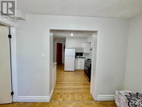 3 - 2257 DUNDAS STREET W , Toronto, Ontario M6R 1X6 5