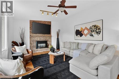 2450 Overton Drive, Burlington, ON 