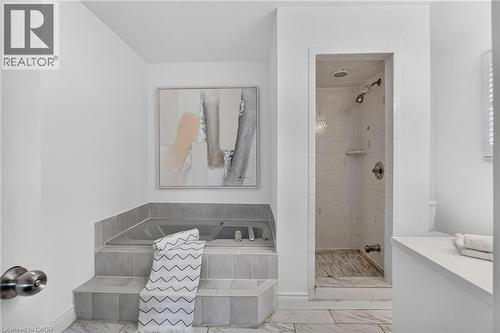 2450 Overton Drive, Burlington, ON 