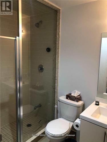 209 - 55 SPEERS ROAD , Oakville, Ontario L6K 0H9 5