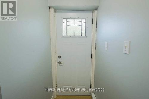 UPPER - 211 CLARENCE STREET , London East (East K), Ontario N6B 2J9 3