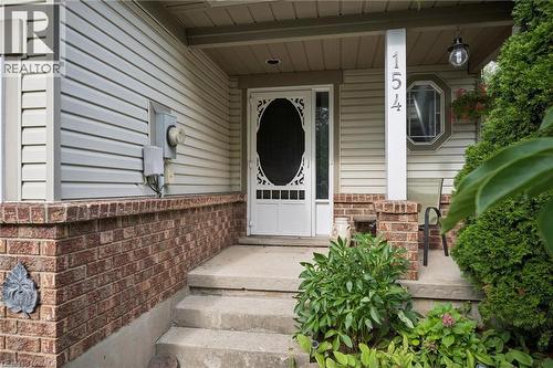 154 Shadow Wood Court, Waterloo, ON 