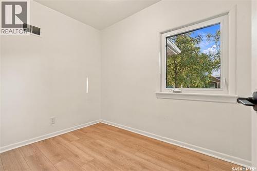 216 25Th Street W, Saskatoon, SK 