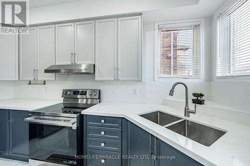 354 Panhellenic Drive, Mississauga, ON 