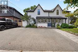 15 CHARLES STREET Halton Hills, ON L7G 2Z1