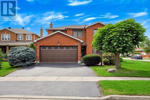 279 HICKORY CIRCLE  Oakville, ON L6H 4V3