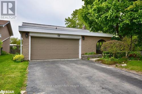64 MARSHALL STREET , Barrie, Ontario L4N 3S8 2