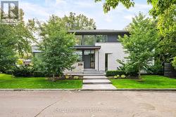 2118 WESTBOURNE AVENUE Ottawa, ON K2A 3N7