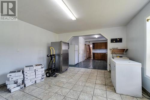 23 Oak Avenue, Hamilton, ON 
