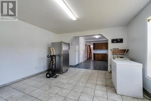 23 Oak Avenue, Hamilton, ON 