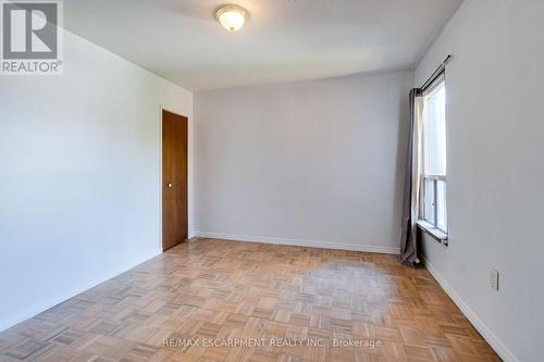 23 Oak Avenue, Hamilton, ON 