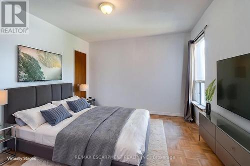 Virtually Staged - 23 Oak Avenue, Hamilton, ON 