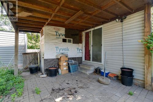 23 Oak Avenue, Hamilton, ON 