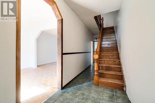 23 Oak Avenue, Hamilton, ON 