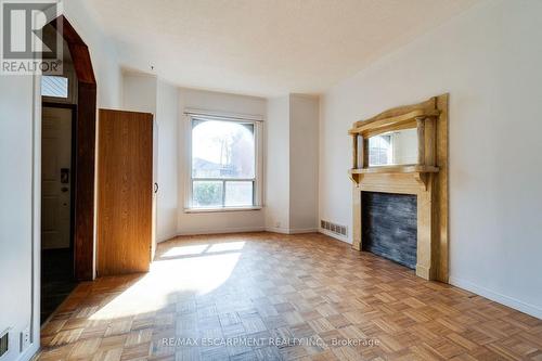 23 Oak Avenue, Hamilton, ON 
