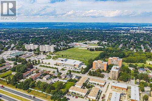 96 Springvalley Crescent, Hamilton, ON 
