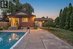 3417 WOODLAWN AVENUE Windsor, ON N8W 2J4