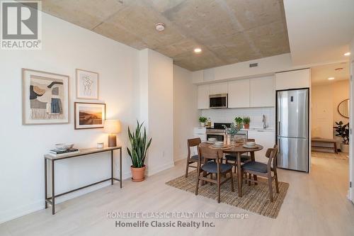 312 - 1 VINE AVENUE , Toronto, Ontario M6P 0C8 5