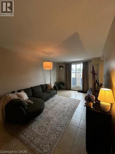347 WATERLOO Street Unit# 5 , New Hamburg, Ontario N3A 1S7 3