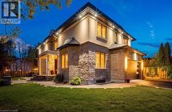 408 SEABOURNE Drive Oakville, ON L6L 4G1