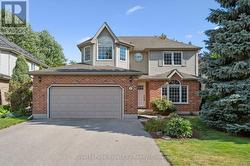 27 OAKRIDGE CRESCENT Guelph (Pineridge/Westminster Woods), ON N1L 1J3