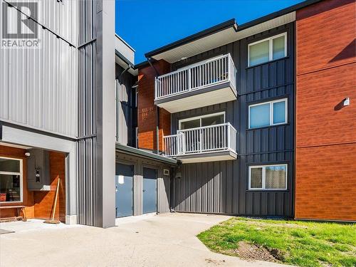 880 WORDSWORTH Avenue Unit# 201  Warfield, BC V1R 2V9