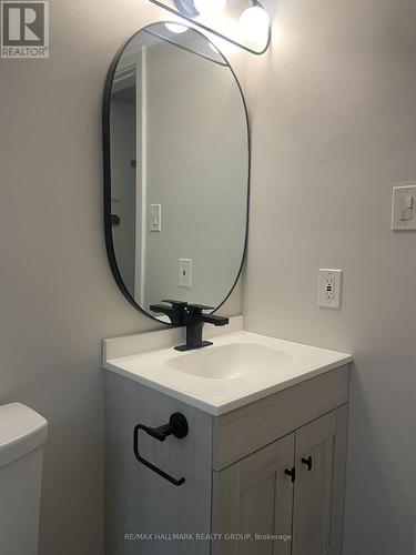 Apt 1 Lower Level - Bathroom - 55 Ivy Crescent, Ottawa, ON 