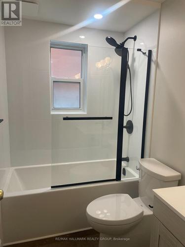 Apt 1 Lower Level - Bathroom - 55 Ivy Crescent, Ottawa, ON 