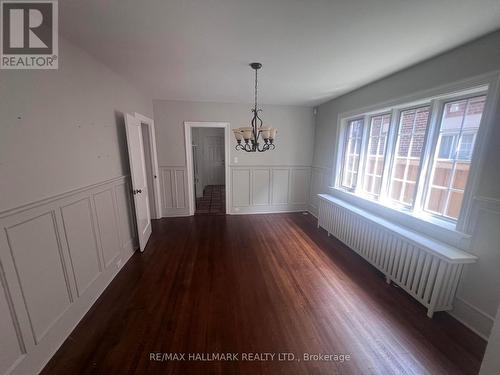 36 WHITEHALL ROAD , Toronto, Ontario M4W 2C6 3