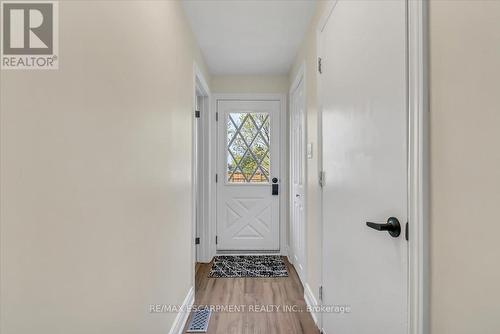 LOWER - 58 COLUMBIA DRIVE , Hamilton, Ontario L9C 3Y2 4