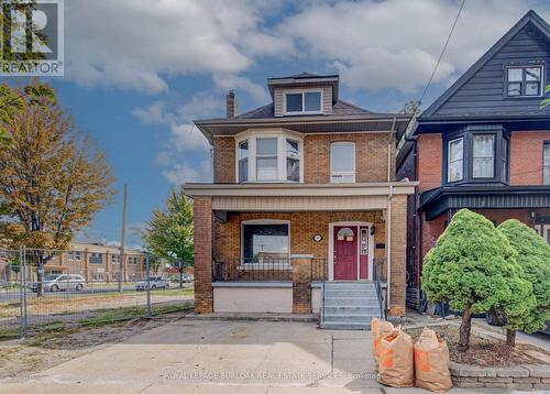 5 Barnesdale Avenue, Hamilton, ON 
