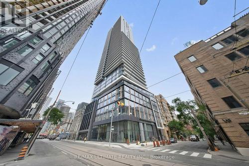 2505 - 89 CHURCH STREET  Toronto, ON M9N 1N4