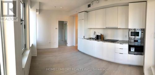 707 - 955 BAY STREET , Toronto, Ontario M2J 4V6 3