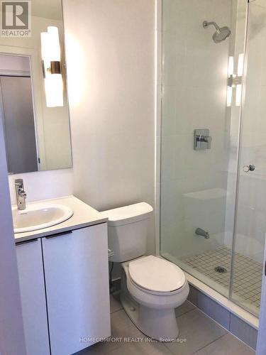 707 - 955 BAY STREET , Toronto, Ontario M2J 4V6 5